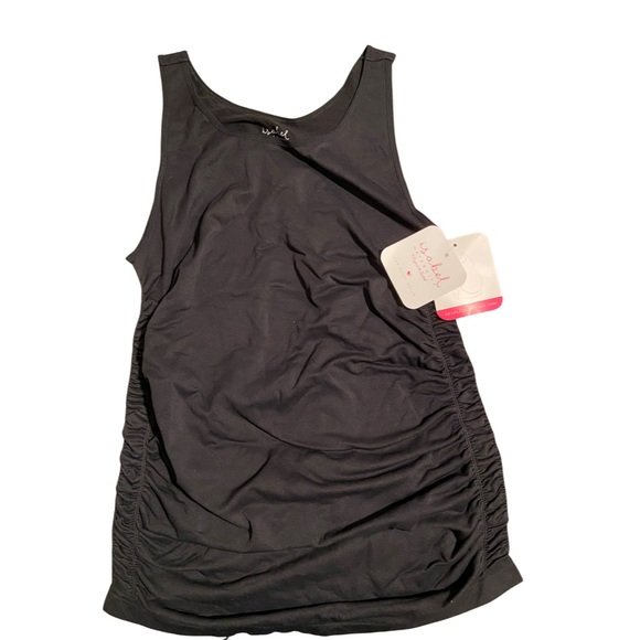 NWT seamless plus size Maternity tank - Picture 1 of 1